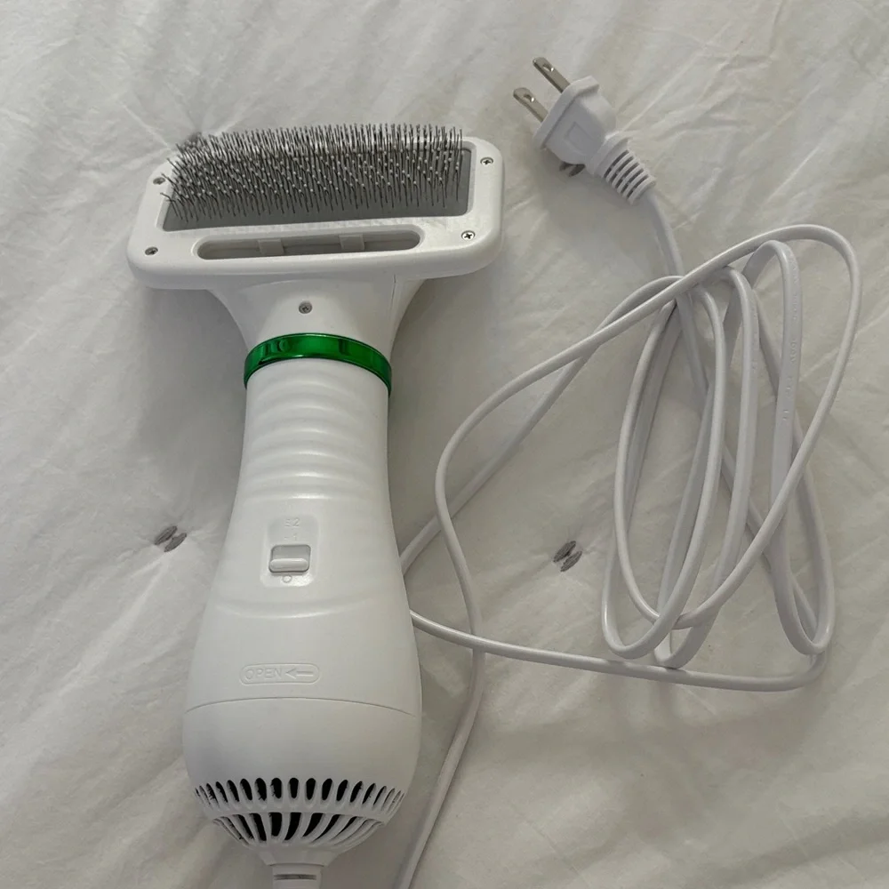 Pet dryer